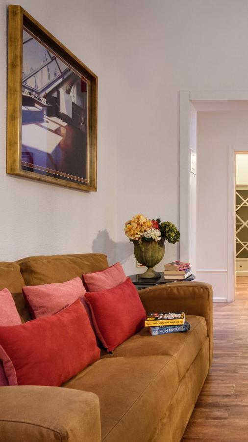 Alecrim Ao Chiado Hotel Lisbon Bagian luar foto