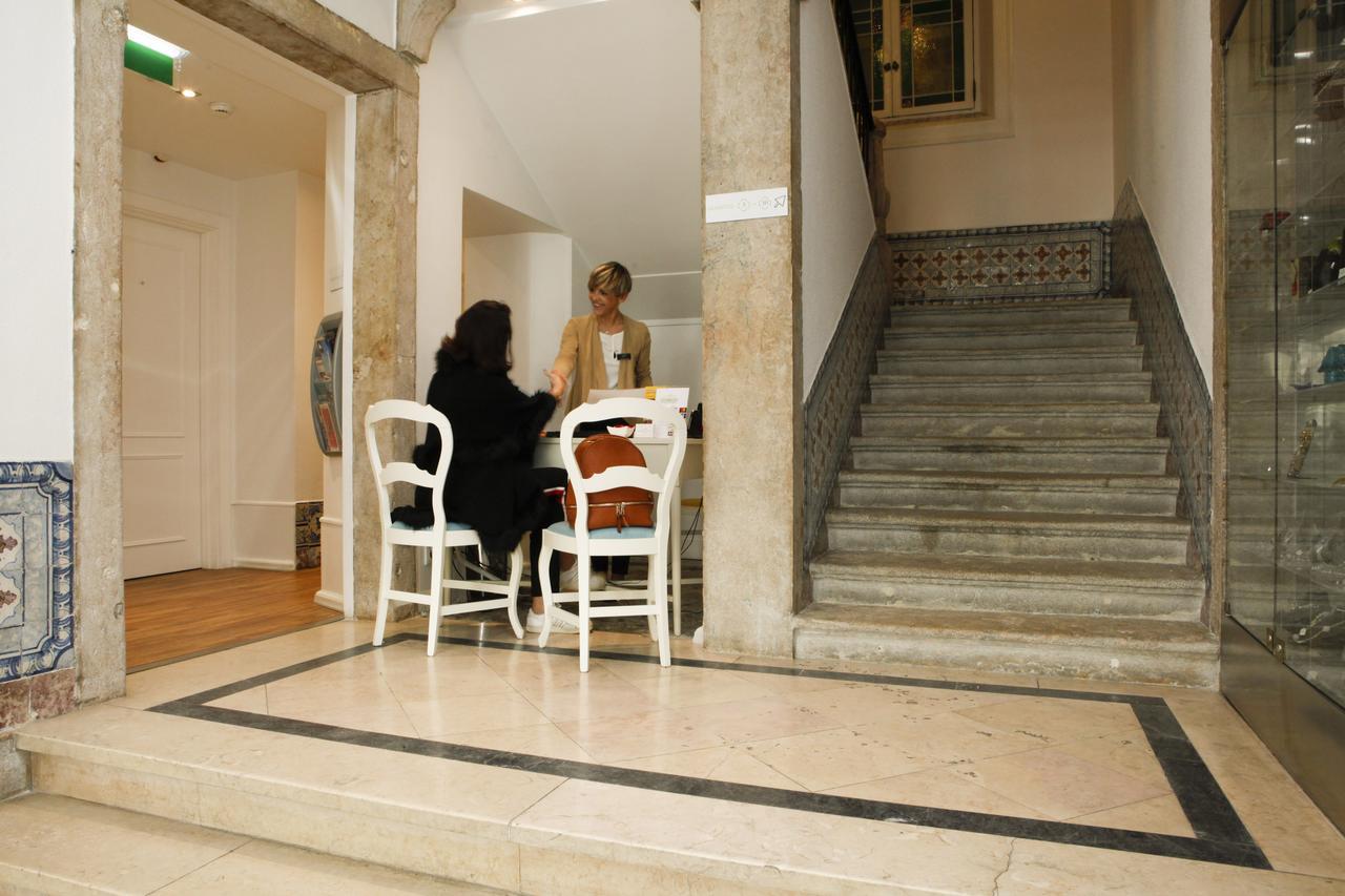 Alecrim Ao Chiado Hotel Lisbon Bagian luar foto