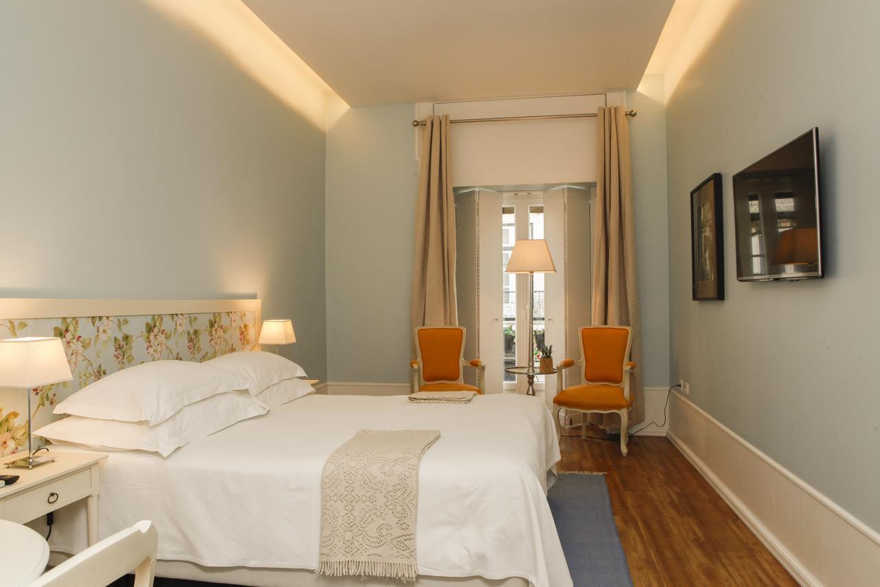 Alecrim Ao Chiado Hotel Lisbon Bagian luar foto